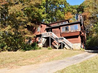 6855 Creekwood Dr, Douglasville, GA 30135