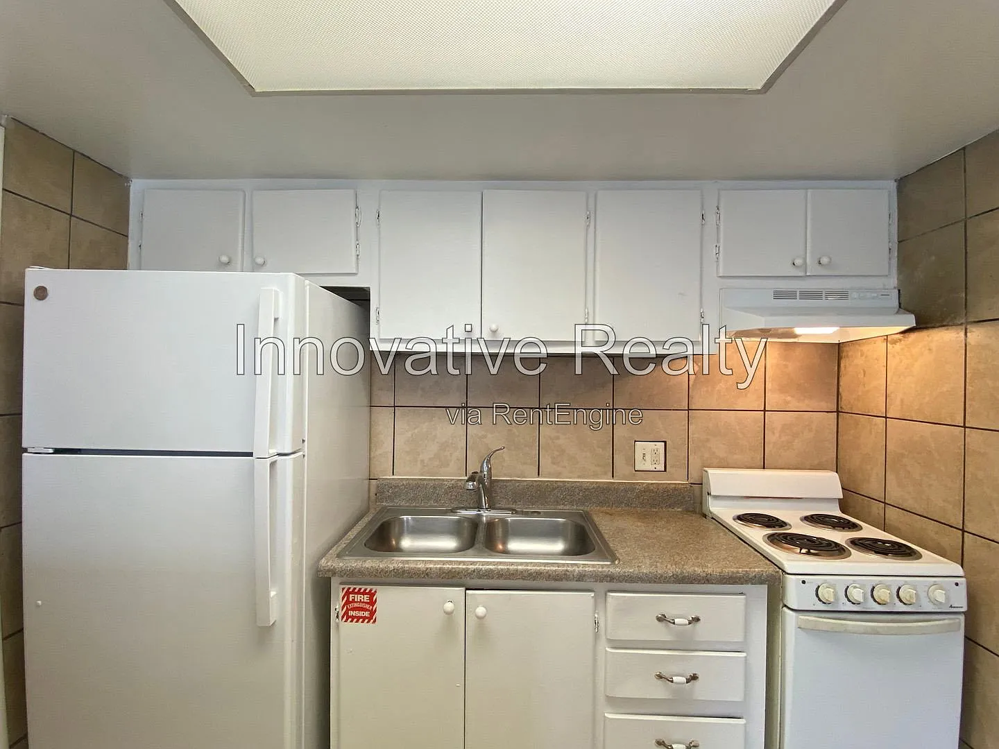 1 bed, 1.0 bath, 588 sqft, $1,195 — Photo 3