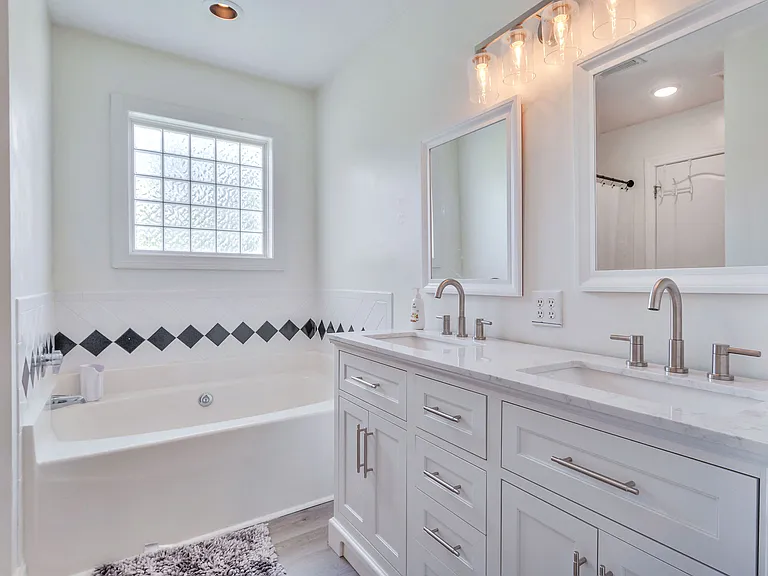 202 Weeping Hollow Ct — Photo 22