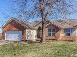 911 Valse Ct, Lake Saint Louis, MO