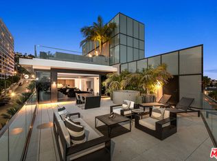 8420 W Sunset Blvd #608, West Hollywood, CA 90069