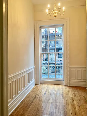 Rented by Harriet Brand, LREB | media 42