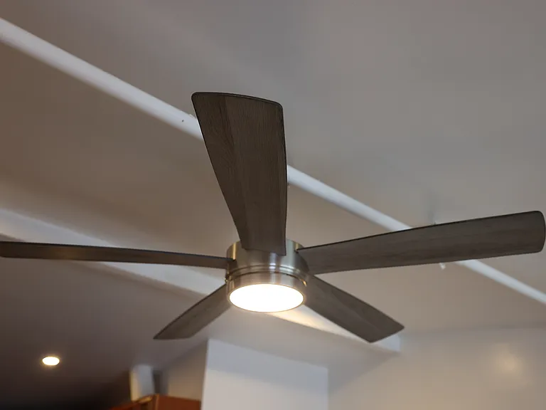 Celling fan