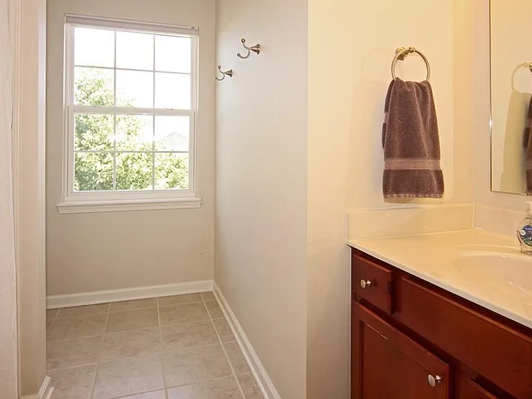 13628 Stanford Dr — Photo 22