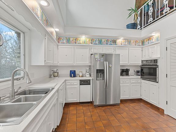 4th image of 5501 Surrey Hill Rd