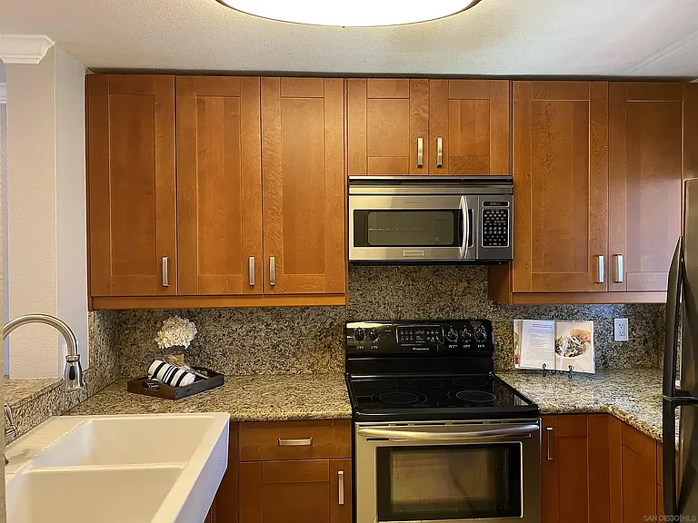 7405 Charmant Dr #2324 — Photo 17