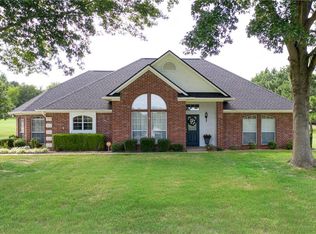 1425 Meadow Bridge Dr, Greenwood, AR 72936