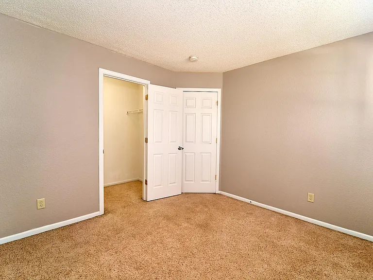 1928 Long Lake Dr — Photo 34