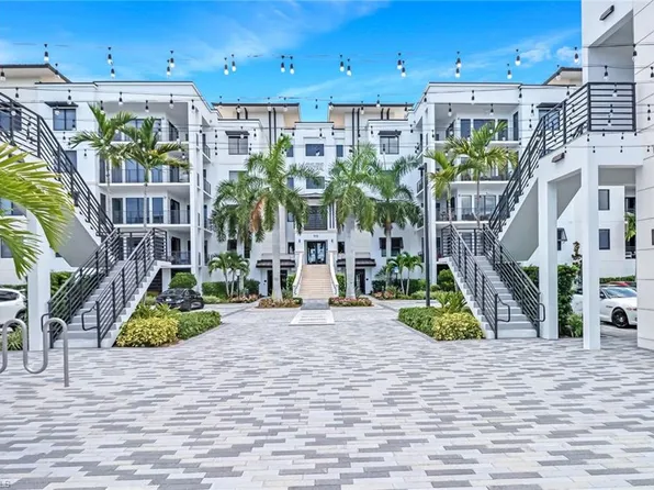 1125 CENTRAL AVE #579, NAPLES, FL 34102