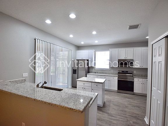 5th image of 2804 Eagles Roost Cir