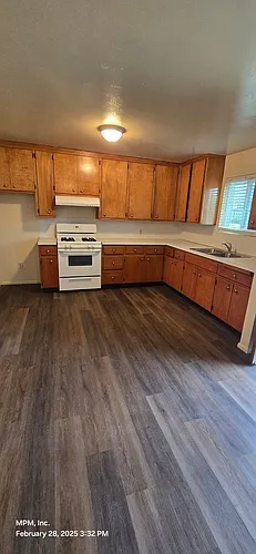 345 Vine St Photo 1