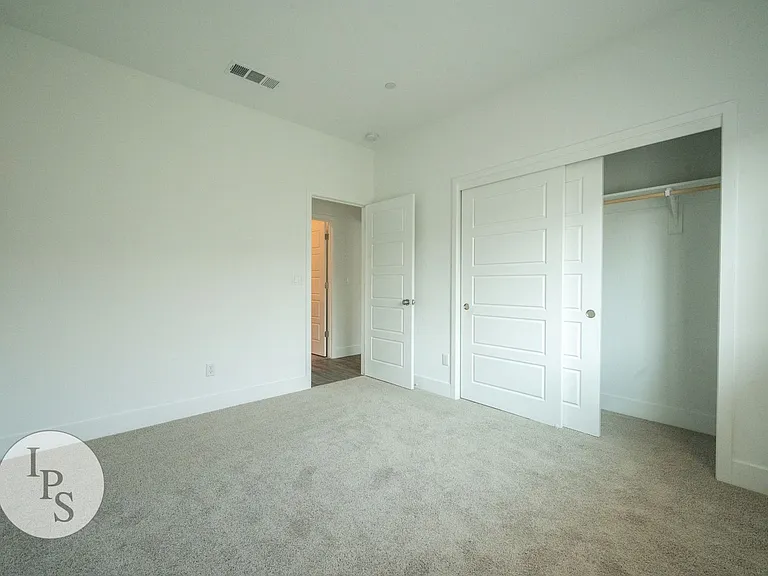 2139 N Osmun Ave — Photo 13