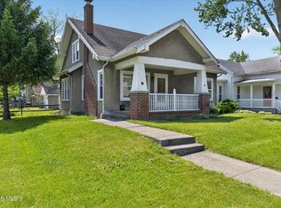 326 E Dudley St, Maumee, OH 43537