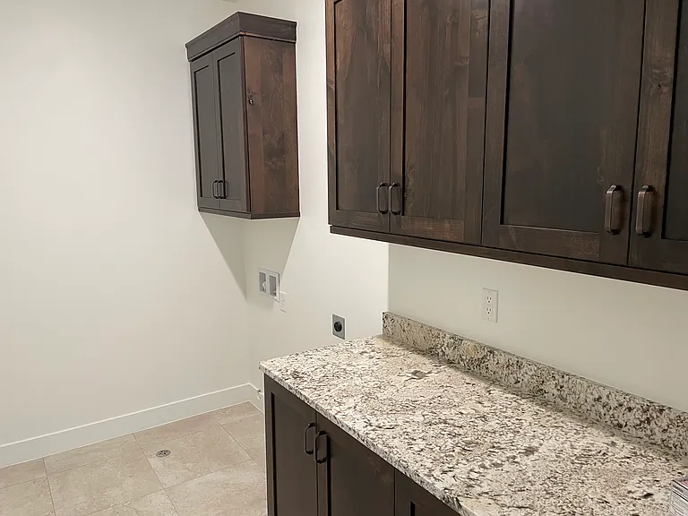 322 N 2480 W — Photo 9