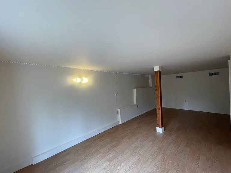2376 Lk Wood Blvd — Photo 17