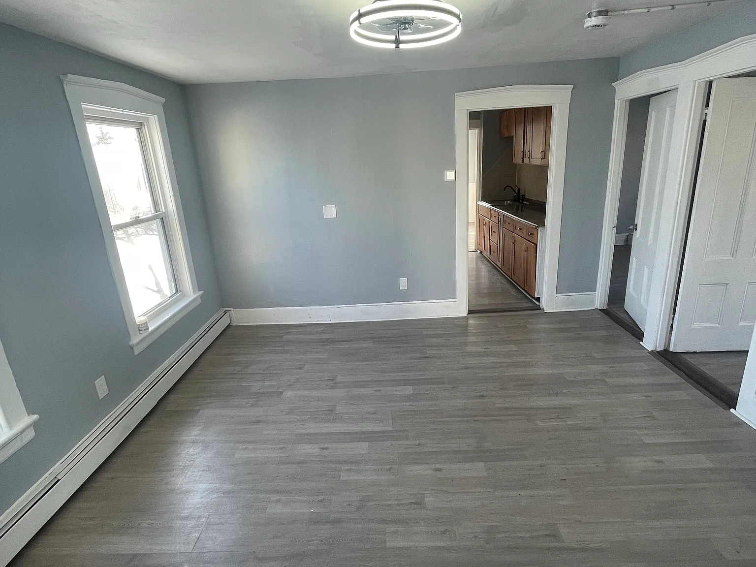 3 bed, 1173 sqft, $1,975 — Photo 1