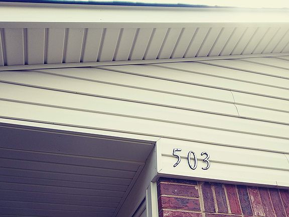 3rd image of 503 Heathwood Dr