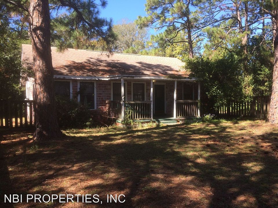 1st image of 1607 Fairy Ave