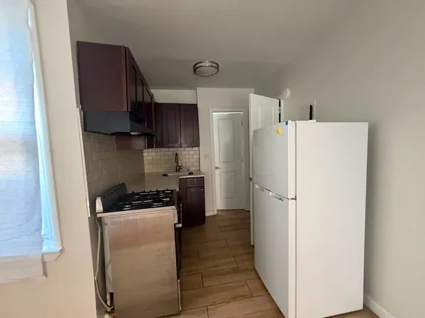 970 Broadway, Bayonne, NJ