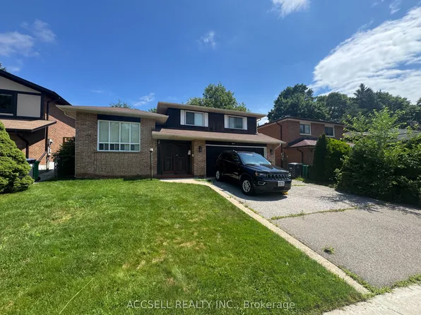 2439 Frayne Ct, Mississauga, ON L5A 3X7
