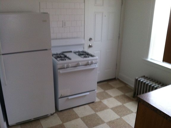2nd image of 7914 S Kingston Ave APT 2E