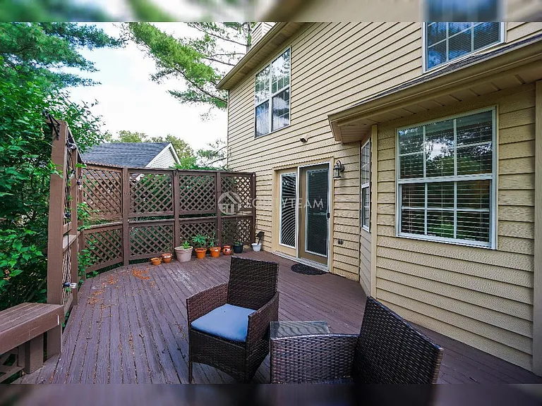 6275 Hummingbird Dr — Photo 30