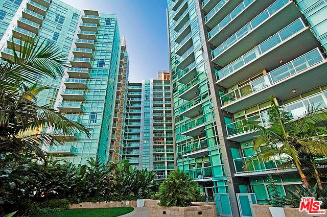 1st image of 13650 Marina Pointe Dr Unit 305