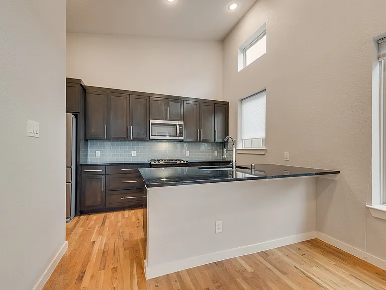 1811 Euclid Ave #2 — Photo 8