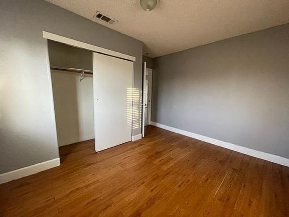 4th image of 5223 W Avenue L6 #2
