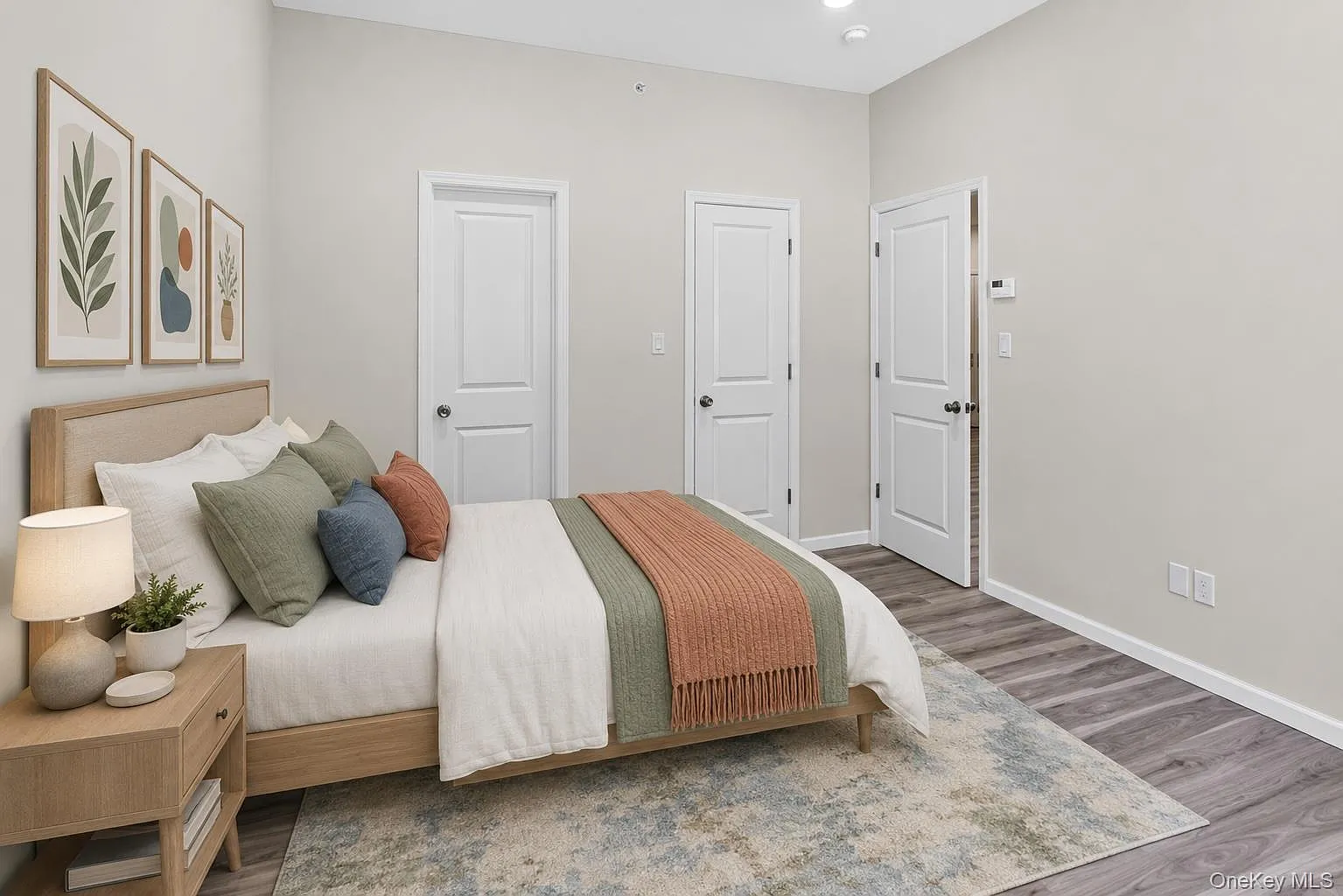 2 bed, 2.0 bath, 1039 sqft, $3,400 — Photo 2