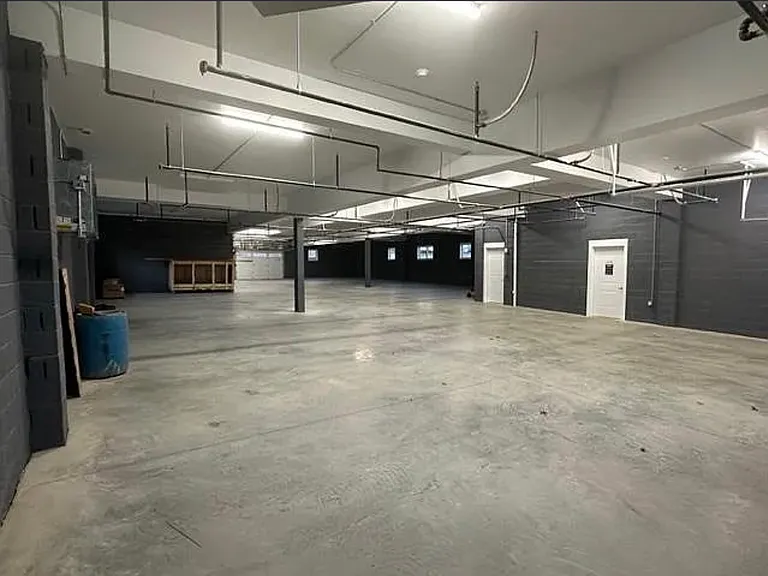 285 Parker Ave #2D — Photo 3