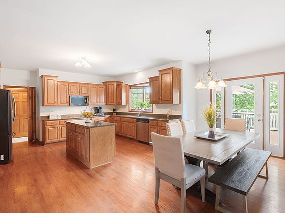 4th image of 8025 Kirkcaldy Ct