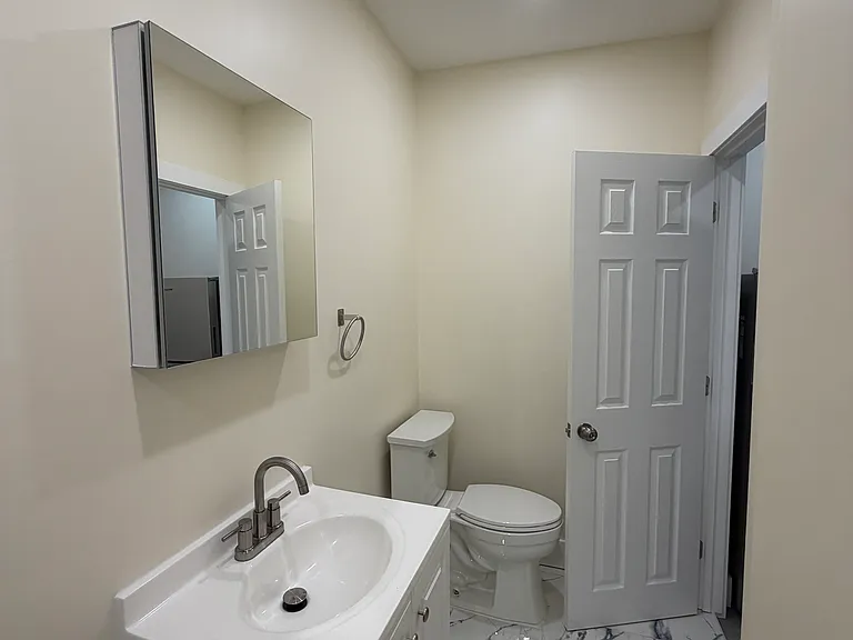 55 Burbank St #12 — Photo 7