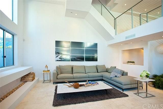 1st image of 914 5th St #6A