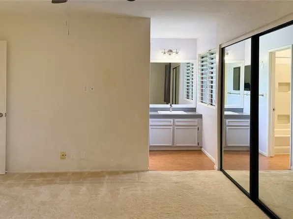98-1091 Komo Mai Dr APT A, Aiea, HI 96701