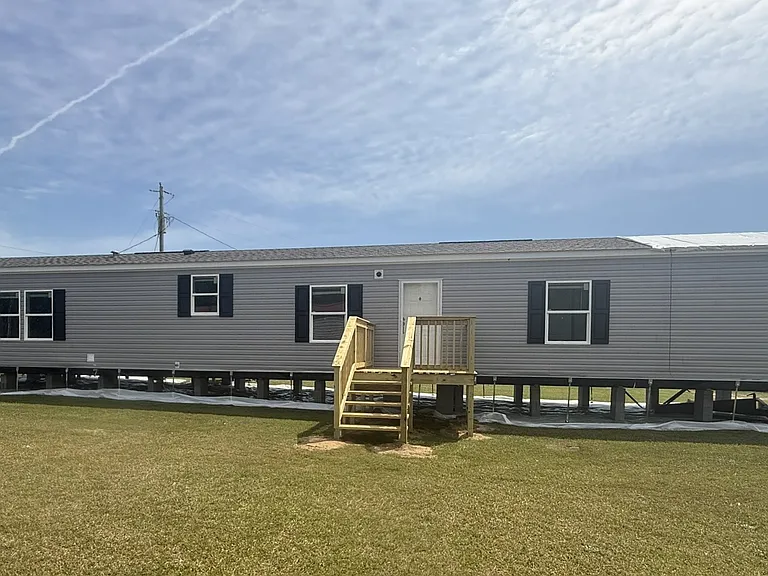 15931 Pine Grove Road Ext W #W — Photo 18
