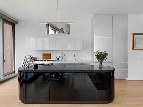 3rd image of 56 Leonard St #25A