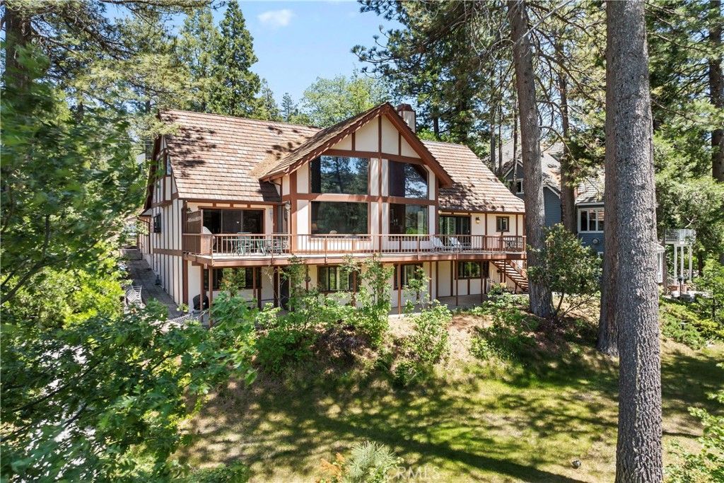 524 Golf Course Road 2