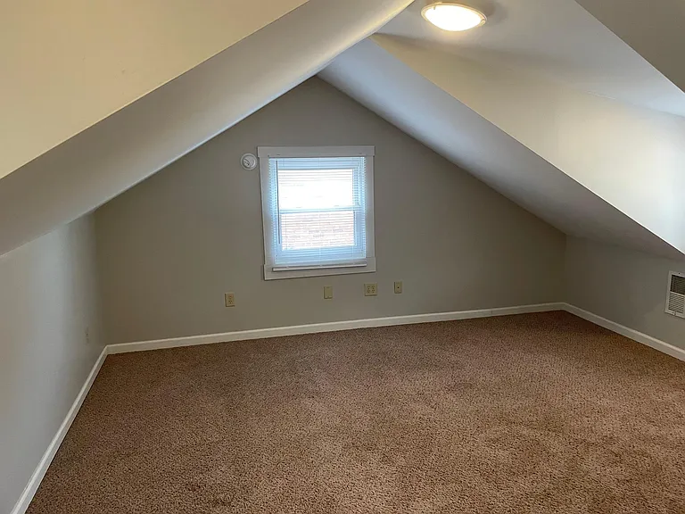 735 S Grand Ave — Photo 13