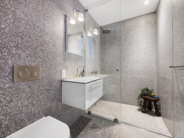 455 West 19th Street 3 image 26 of 26