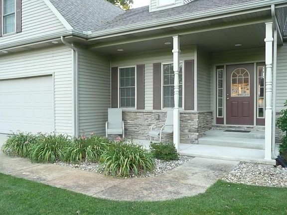 2nd image of 25526 Joelle Ct