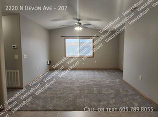 2220 N Devon Ave #207, Tea, SD 57064