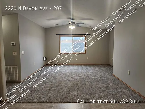 2220 N Devon Ave #207 Photo 1