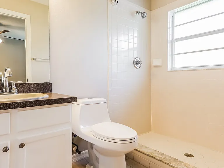 11730 Lynn Brook Cir — Photo 10