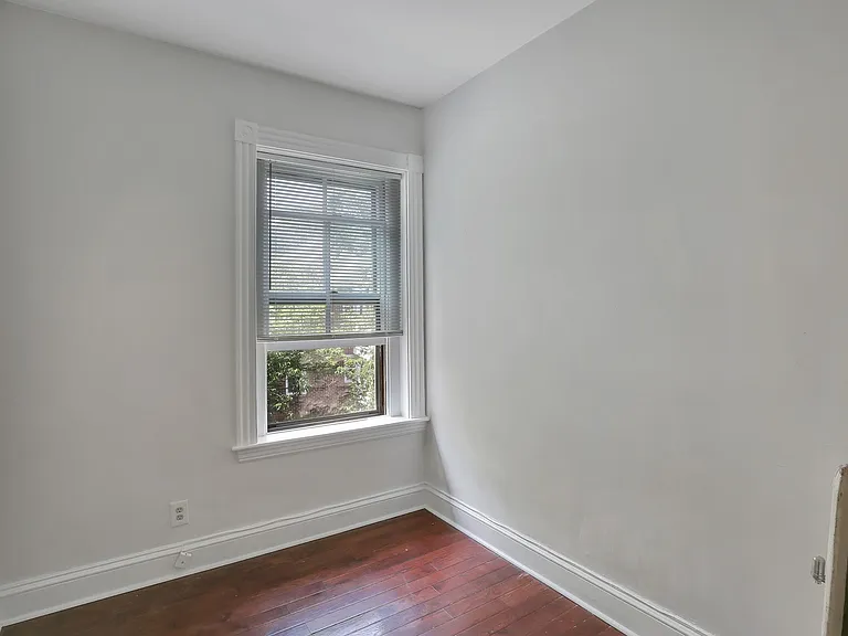 34 Winchester St — Photo 7