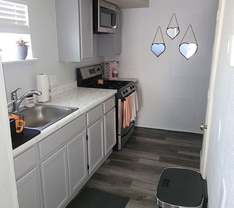 2nd image of 66239 Estrella Ave #2