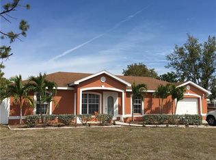 416 Candlewick Cir, Lehigh Acres, FL 33936