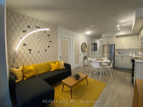 2550 Simcoe St N, Oshawa, ON