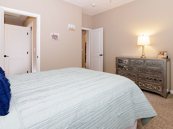 5th image of 5672 Grace Ct