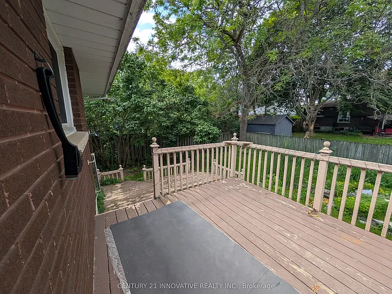 12 Kingsway Ct — Photo 23